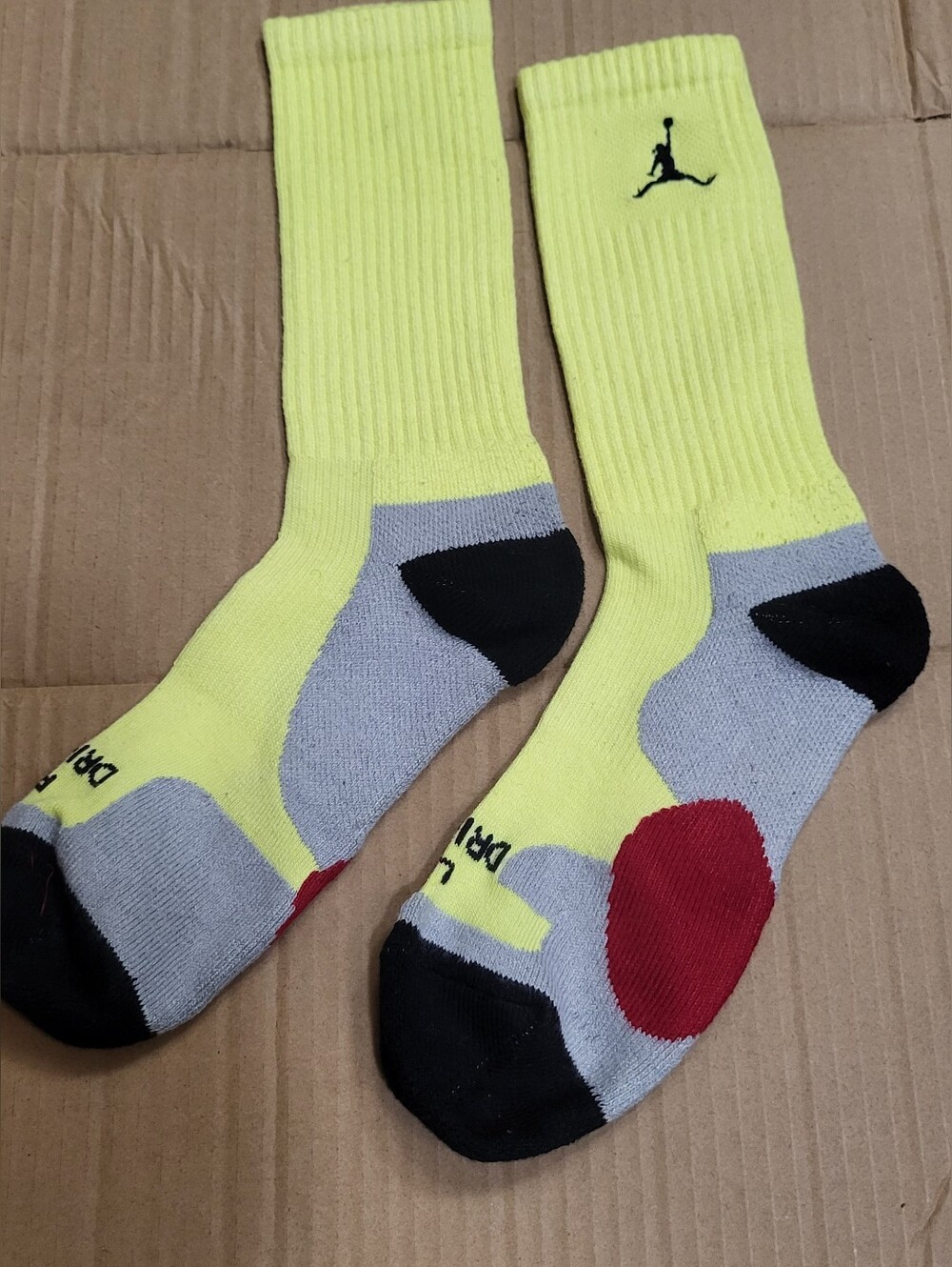 Jordan Jumpman Retro Dri-fit Electric Yellow Mid-Top Socks Men Size L - Picture 3 of 6